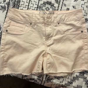 Light pink so heritage shorts